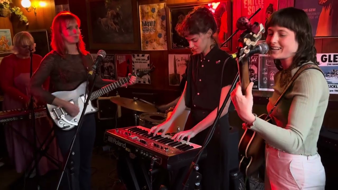 Parsnip - Turn To Love (The Gem Bar 27/04/24)