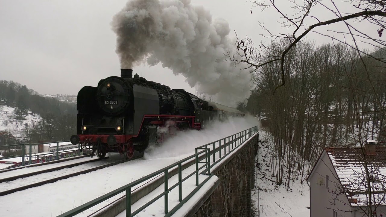 Mit 2 Dampfloks gegen den Berg - Winterdampf auf steilen Rampen