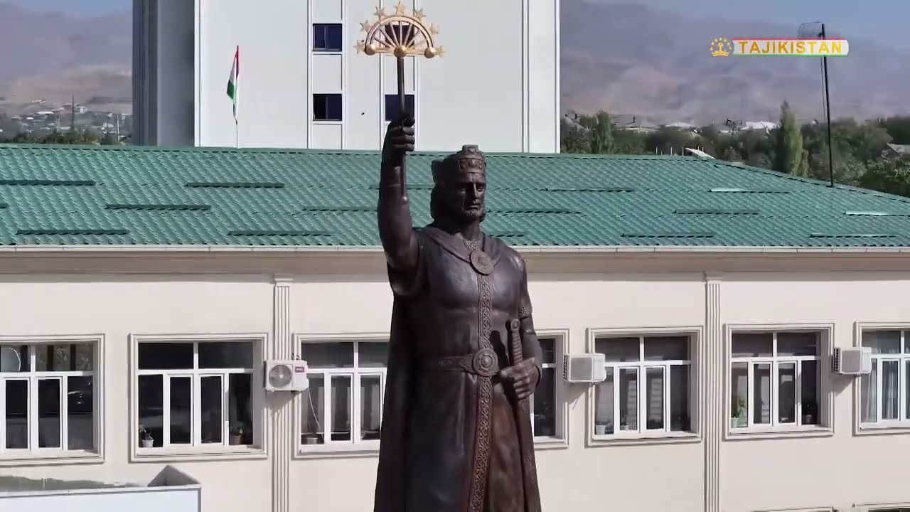  муҳтарам Эмомалӣ Раҳмон дар маркази ноҳияи Файзобод майдони Парчами давлатиро ифтитоҳ намуданд 2025