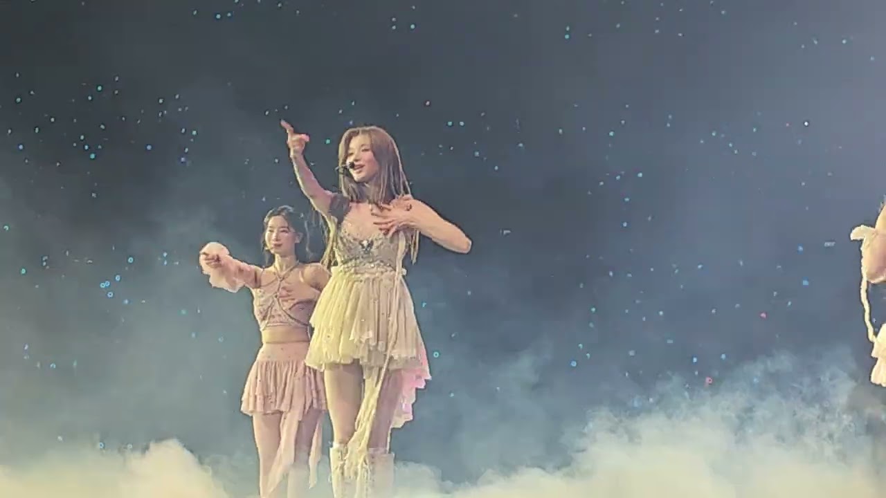 Twice  Ready To Be Live in Bulacan, 12. Cry For Me + 13. Fancy + 14. The Feels 4K 60 FPS