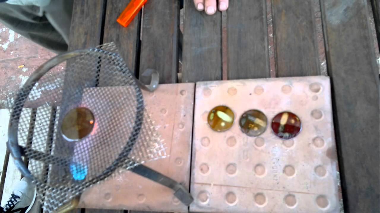 Esmalte sobre Metales. Técnica: Oxidación, revenido y pasado de fuego