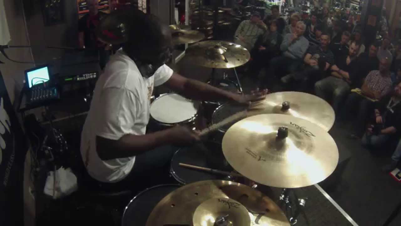 Larnell Lewis - Just Drums Clinic 2014 - Solo 1