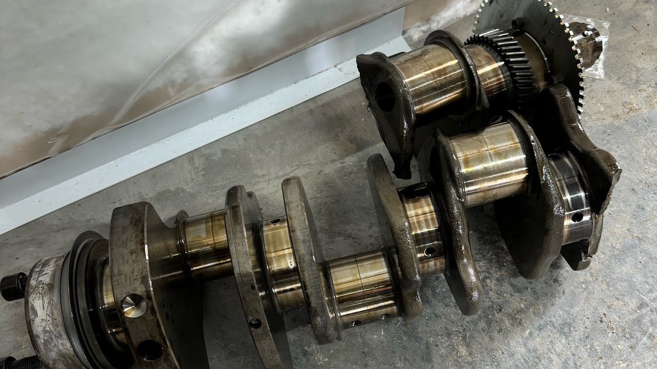 2015 LML Duramax Crankshaft install (full video)