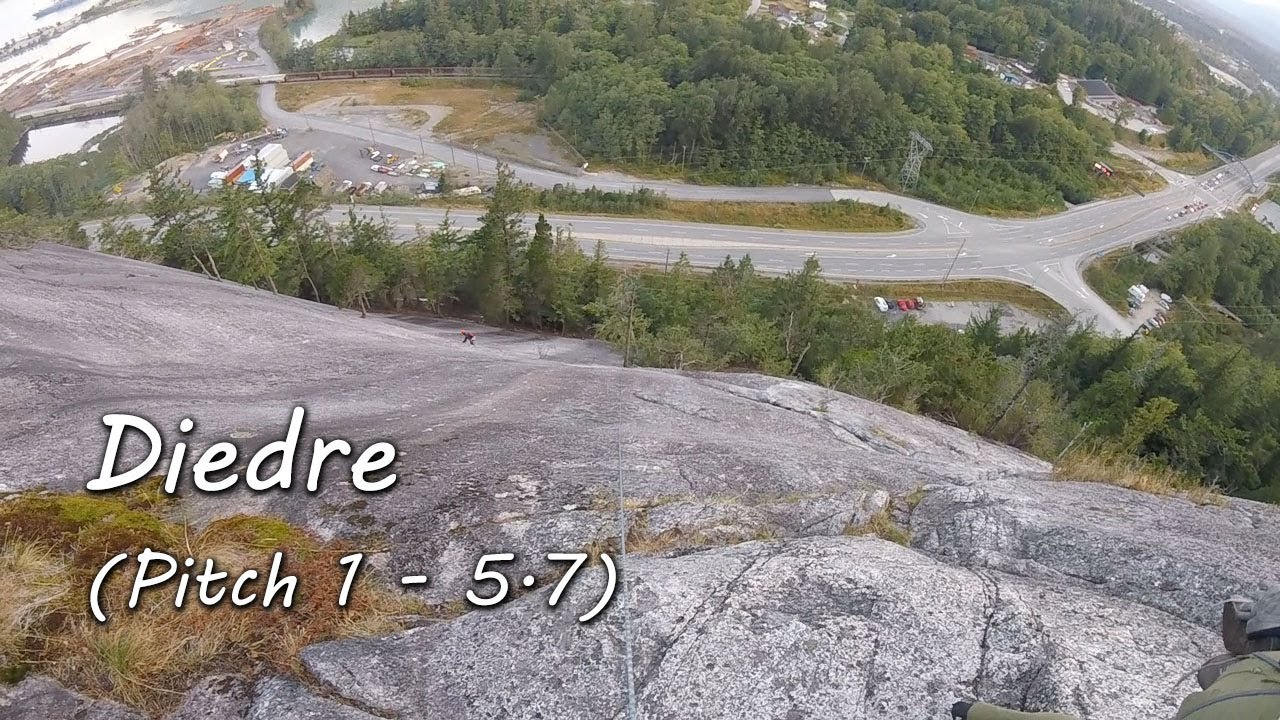 Trad Climbing on Diedre - Pitch 1