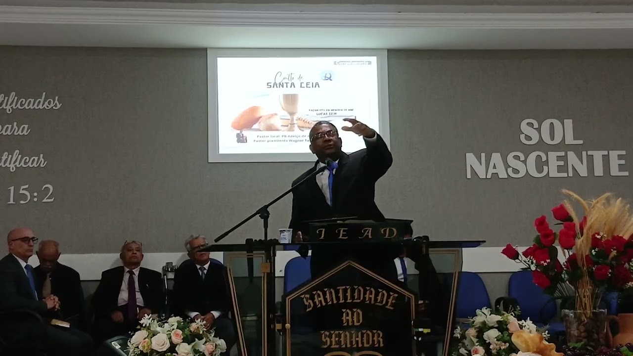 Pastor  Adelço - O que aconteceu , da cruz ao trono Lucas 23:44-49