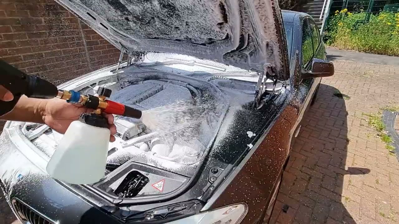 Cleaning Therapy [Dirty f10 535i Engine Bay] 🧼🫧🪥🚗😁
