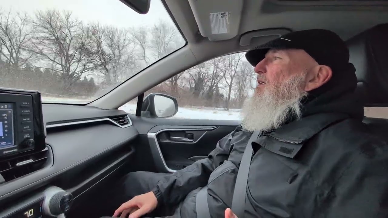 Ещё одно видео, посвящённое искусственному интеллекту, с участием Джеймса Лафонда.