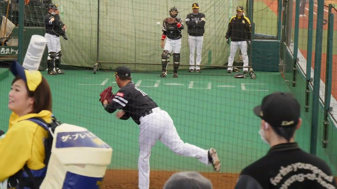 2016年 福岡ソフトバンクホークス 松坂大輔 ブルペンでの投球練習