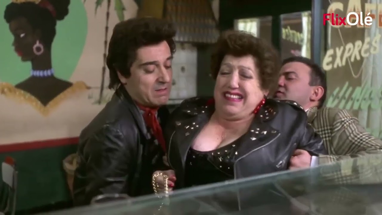 Mary Santpere en Makinavaja, el último choriso (Carlos Suárez, 1992)