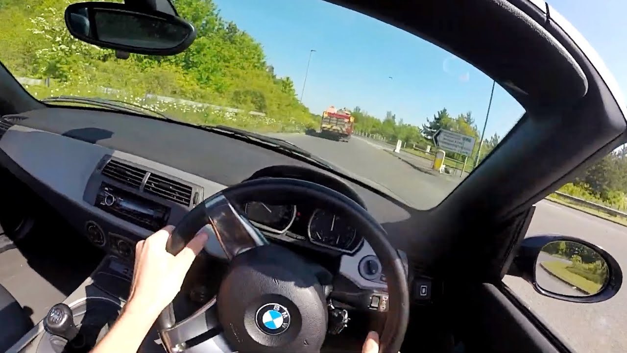 Straight Piped BMW Z4 POV: Lockdown Supermarket Run