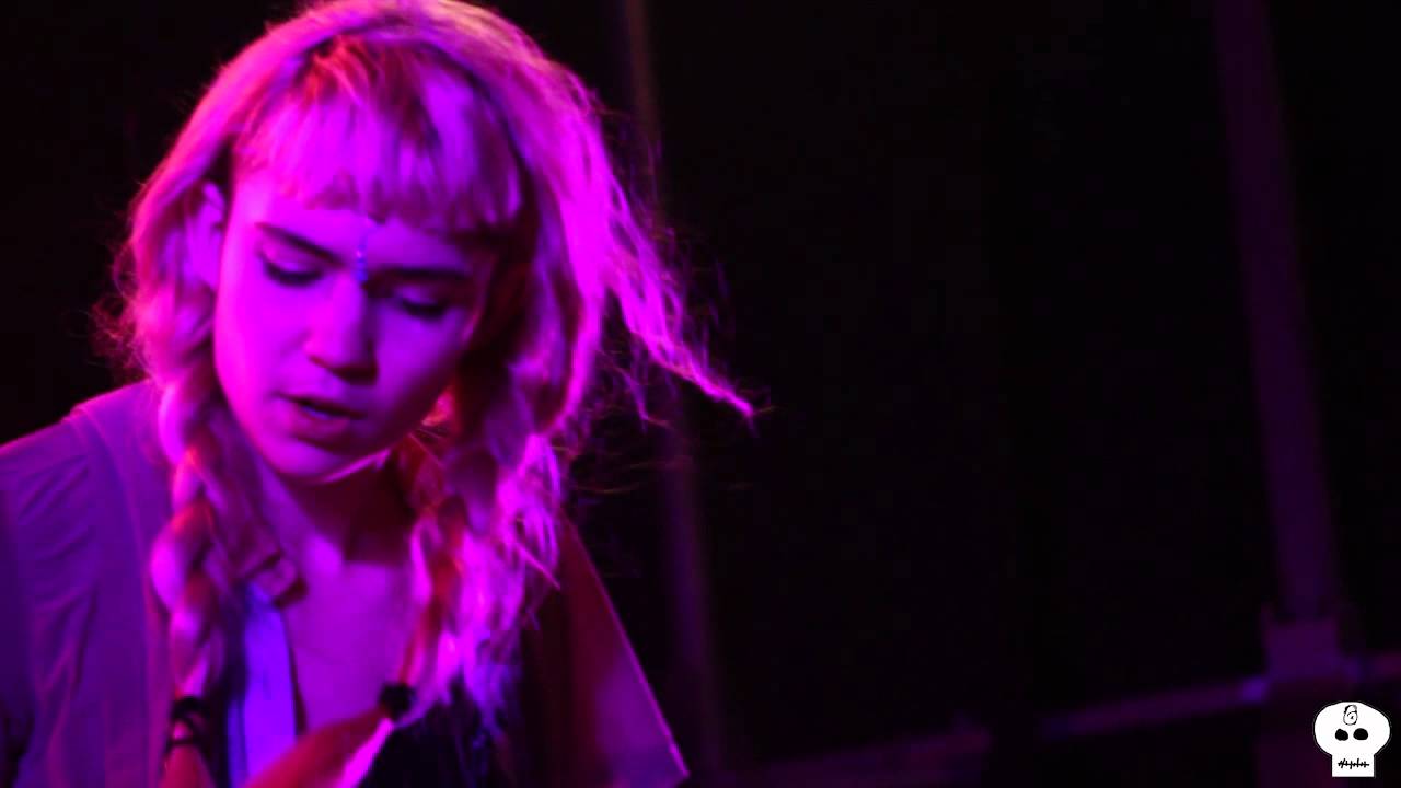 Grimes - Vanessa @ Pier 84/ River Rocks