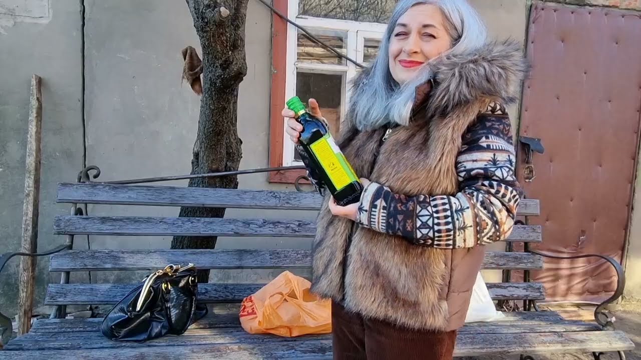 15. ЖИЗНЬ УКРАИНКИ ВО ВРЕМЯ ВОЙНЫ НА НОВОМ МЕСТЕ В ХАРЬКОВСКОЙ ОБЛАСТИ. КУПИЛА ИТАЛЬЯНСКОГО МАСЛА!