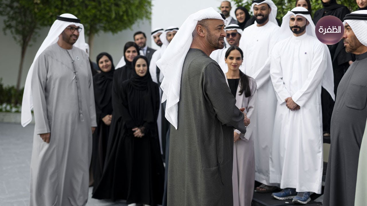 رئيس الدولة يستقبل وفد 