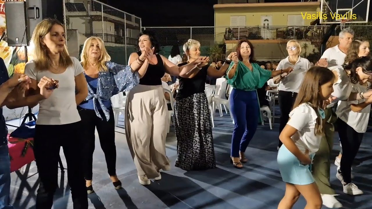 Δημήτρης Ράπτης τραγούδι, λαούτο- Τρύφωνας Παπαϊωάννου κλαρίνο: