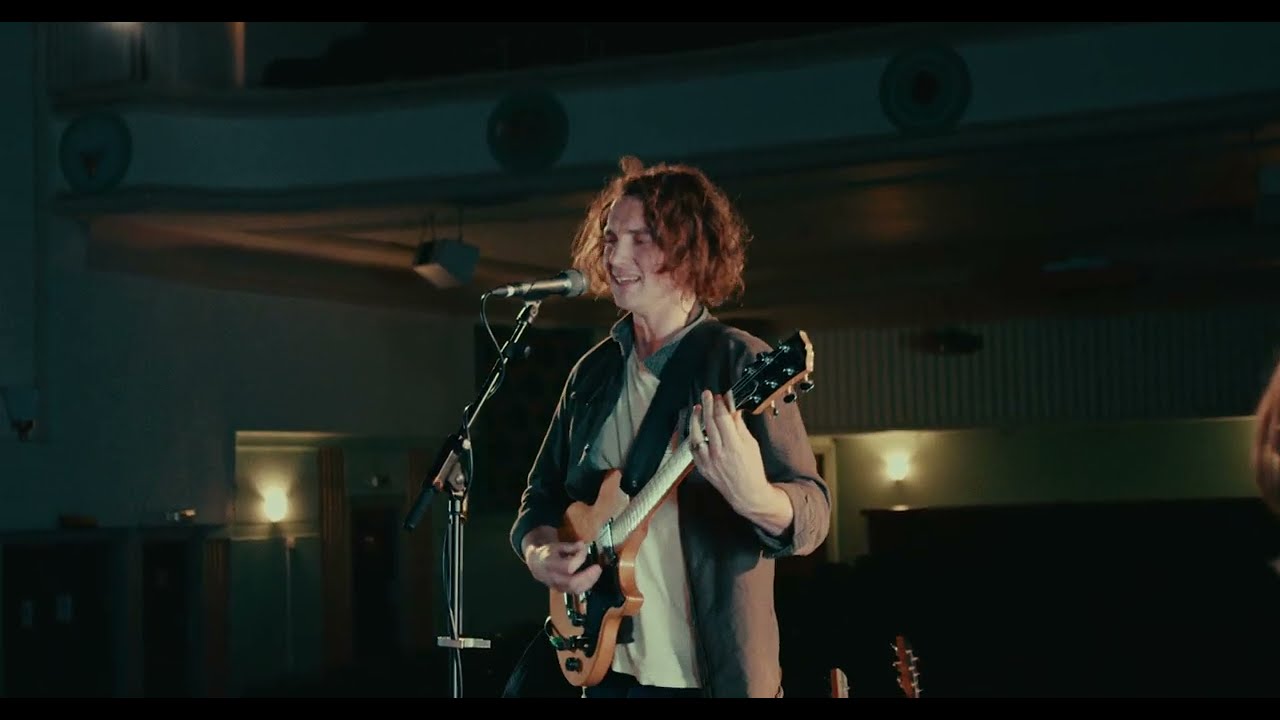 Dan Owen - Dead Man (Live At The Forum)