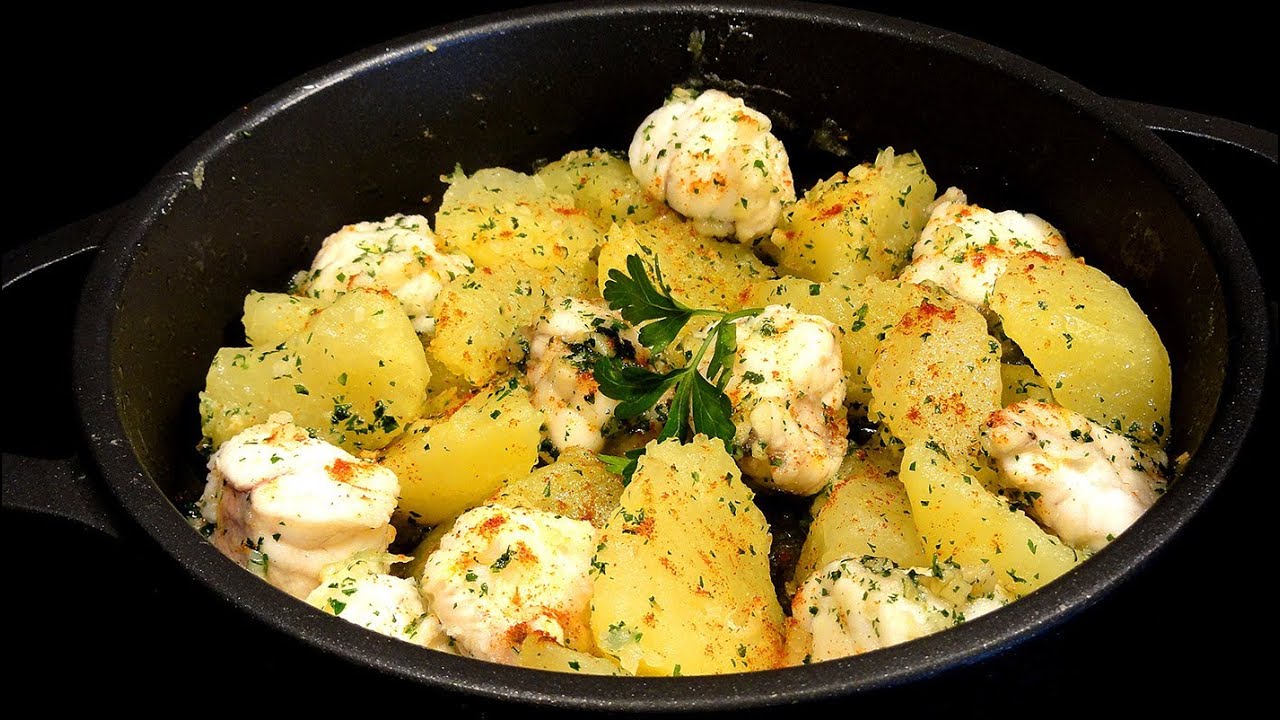 Rape con patatas al ajillo. Recetas de pescado