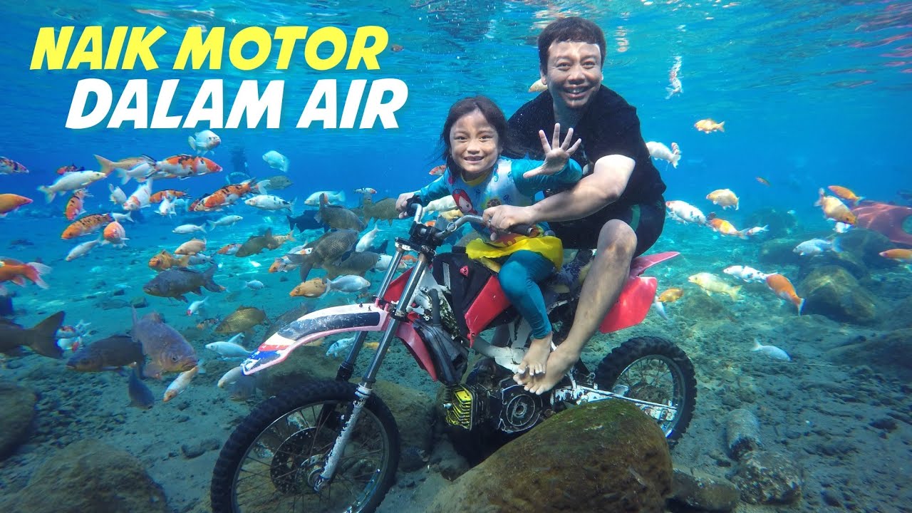Pixel Naik Motor dalam Air di Umbul Ponggok Klaten