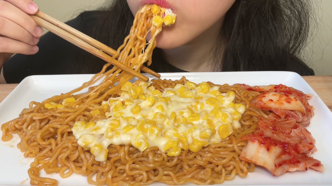 ASMR CORN CHEESE BULDAK SPICY FIRE NOODLES *EATING SOUNDS* 芝士玉米火鸡面声控吃播|YingBao ASMR