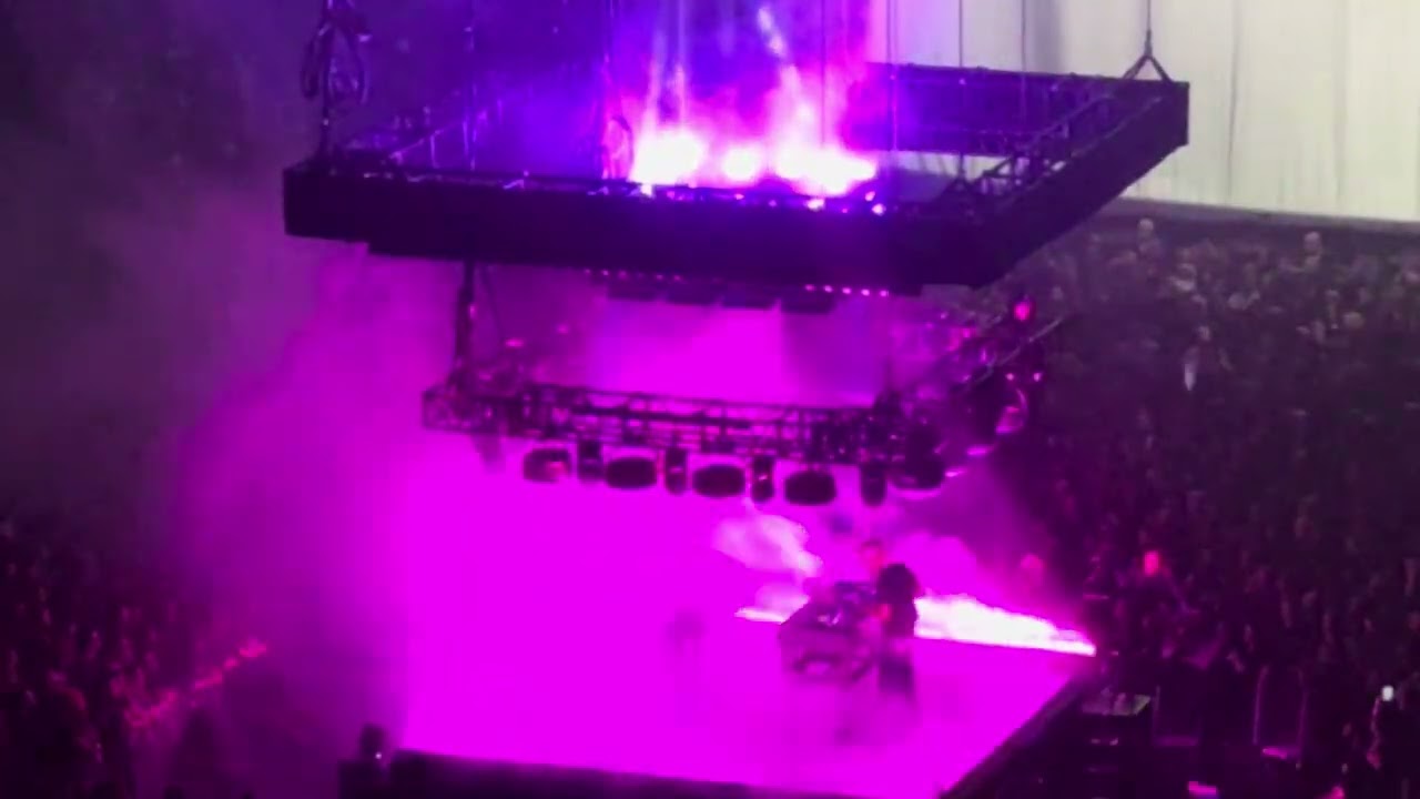 Nine Inch Nails — “Closer” — Newark 02.14.2026
