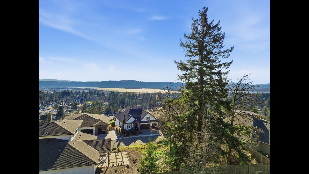 1697 N Columbia Ridge Way, Washougal WA