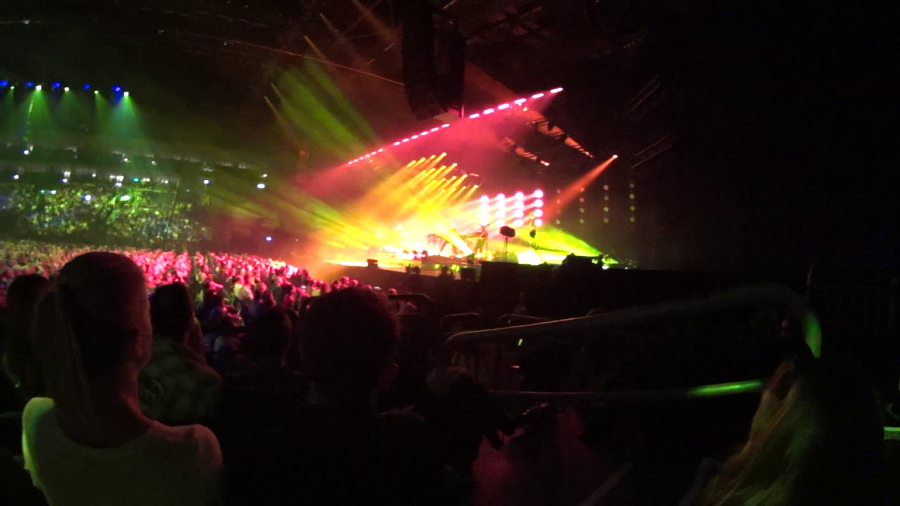 Schiller LIVE 2019 Mercedes Benz ARENA BERLIN NEW DAY feat SCHWARZ