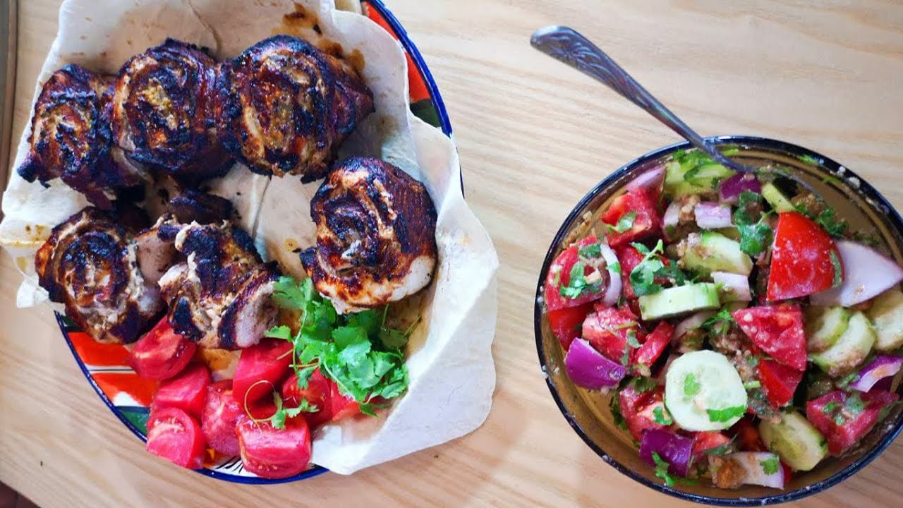 Рулет из свинины с салом на мангале рецепт | Шашлык рулетом из свинины