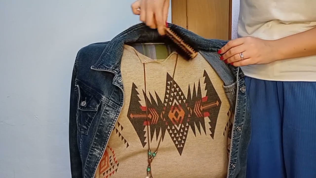Asmr | Fabric scratching no talking 🌺🧥