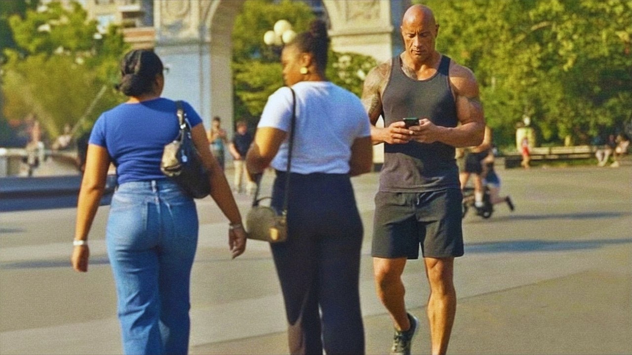 When Celebrities Don't Get Recognized in Public!