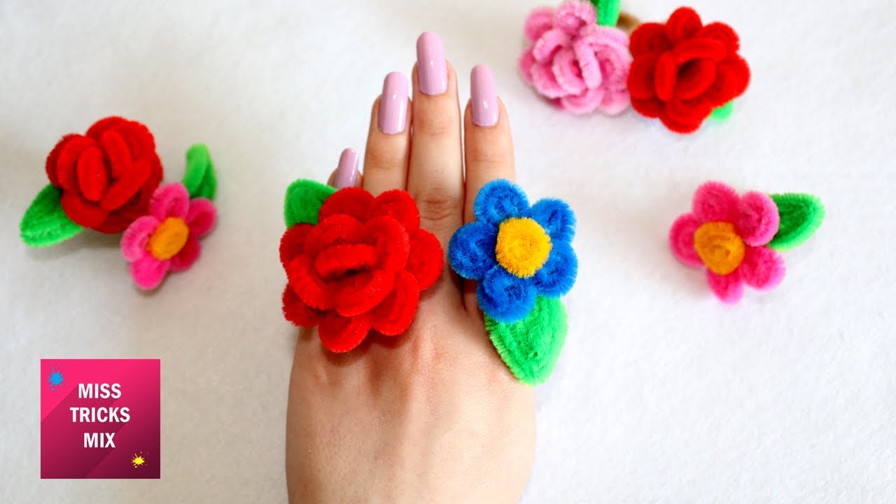 Pipe Cleaner Flower Rings / Pipe Cleaner Crafts.