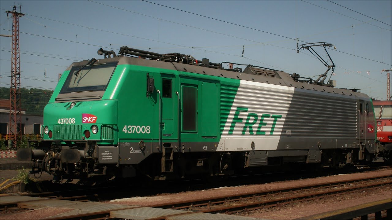 Alstom Prima 437 003 SNCF FRET mit Stahlzug in Ensdorf