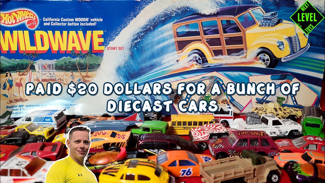 BUNCH OF DIECAST CARS & VINTAGE WILDWAVE STUNT HOTWHEELS SET