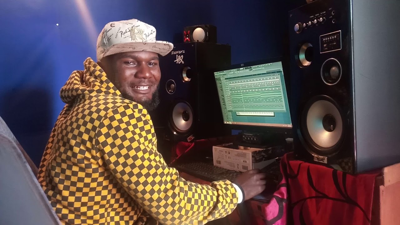 JM BLUE SPAC In The Studio How to make Kachacha Beat