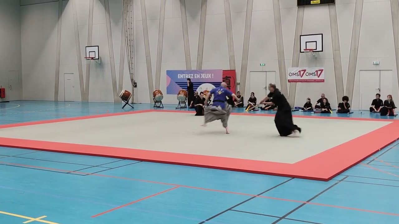 Démo Sabre coréen - Haidong Gumdo - Festival des arts martiaux de Paris 17 2023