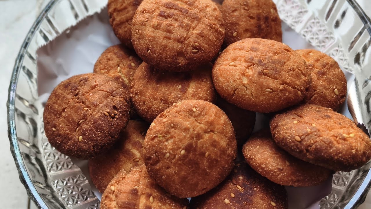 होली आते ही सबका पहला डिमांड इसी का आता है ☺️Holi special khasta biscuit recipe #biharirecipes #holi
