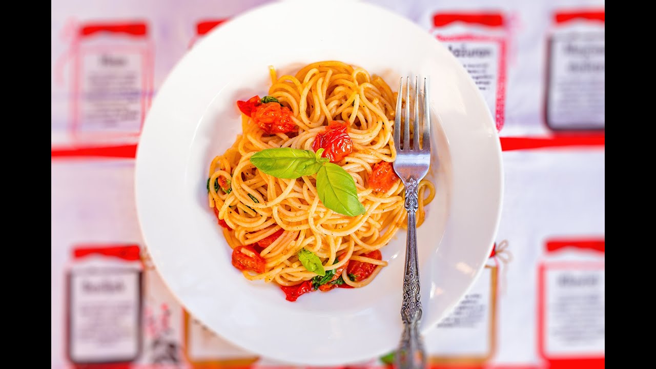 Cherry tomatoes and basil spaghetti recipe | Gustomondo