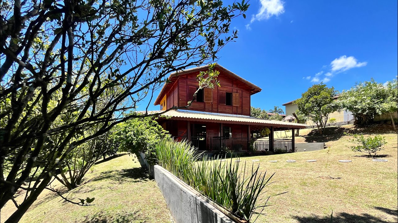 CHÁCARA ALTO PADRÃO EM BIRITIBA USSU | 5.000 M² NO ASFALTO POR R$ 1.500.000