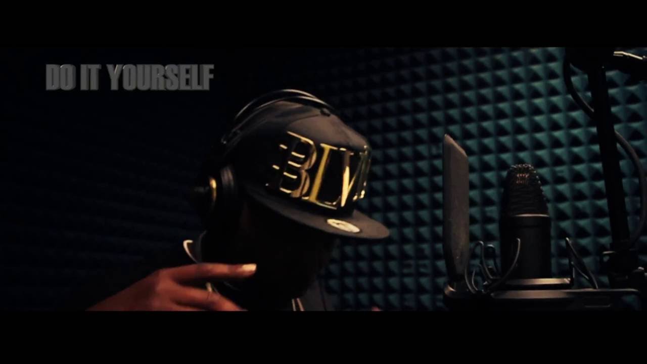 VOSSY V - DO IT YOURSELF (OFFICIAL VIDEO)