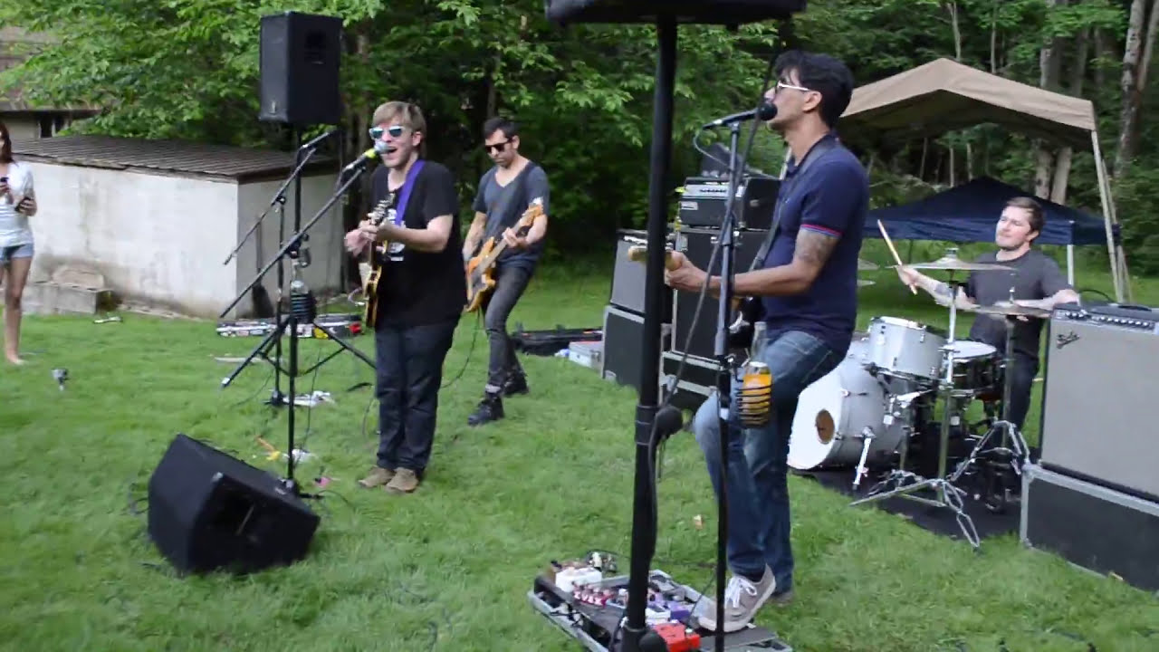 Saves The Day Live - Sell My Old Clothes I'm Off To Heaven | Montdale, PA | House Show | 06/01/13