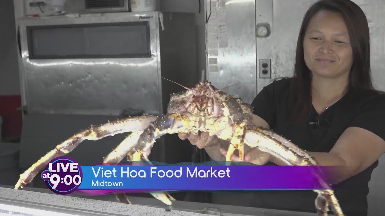 Never buy seafood again without this one tip from Viet Hoa Food Market
