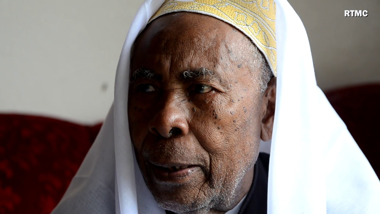 Biographie - Mouft SAID TOIHIR ben Said Ahmed Maoulana - L'HISTOIRE DES COMORES