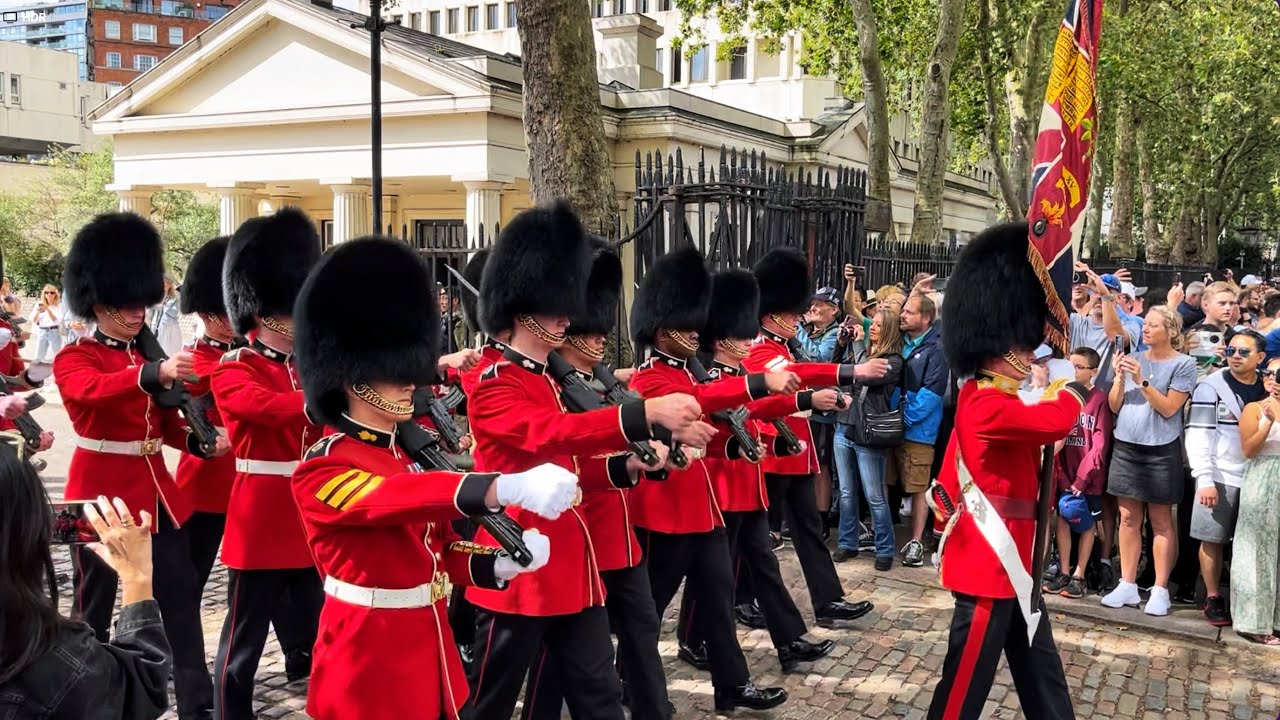 Royal King’s Guard Depart for Buckingham Palace After Thorough Inspection | Changing of the Guard