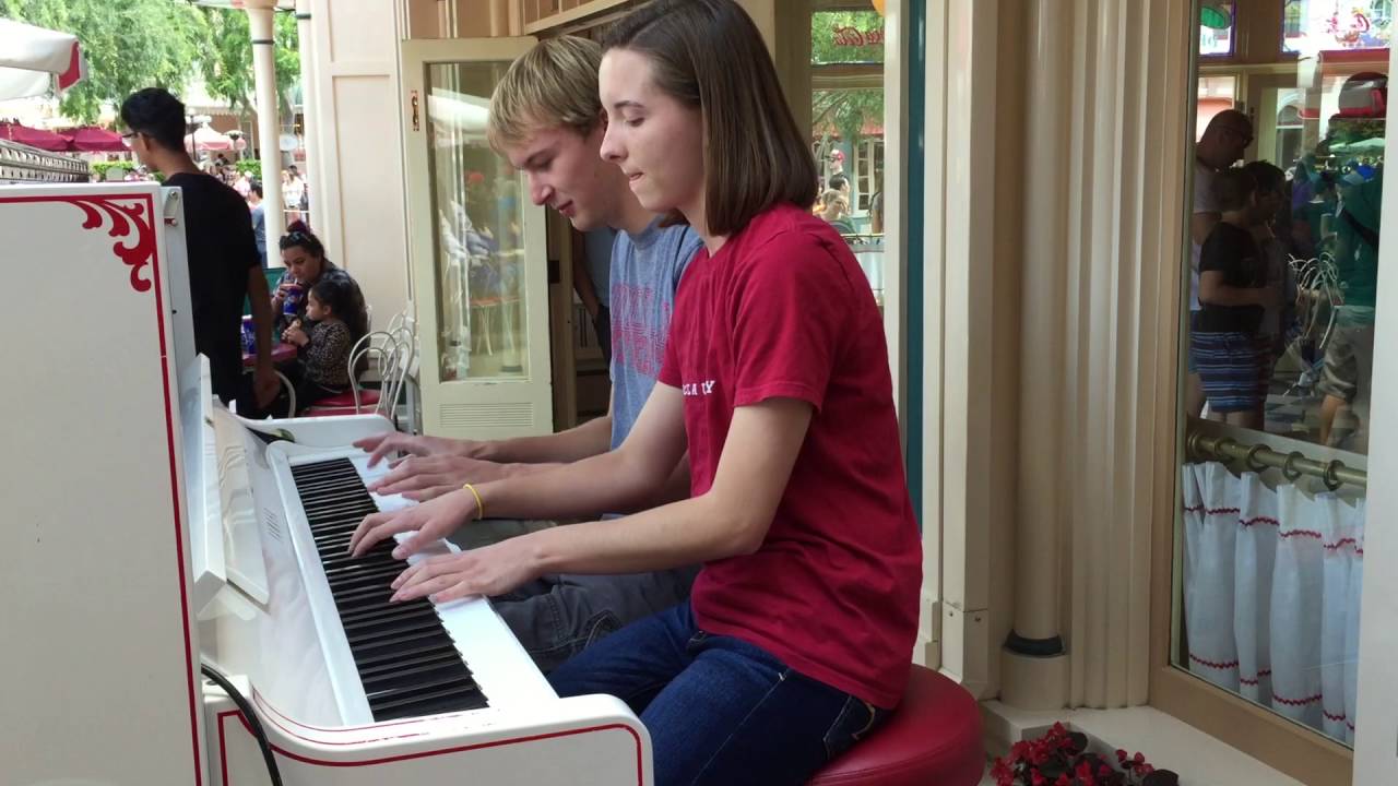 Grim Grinning Ghosts- Disneyland Ragtime Piano