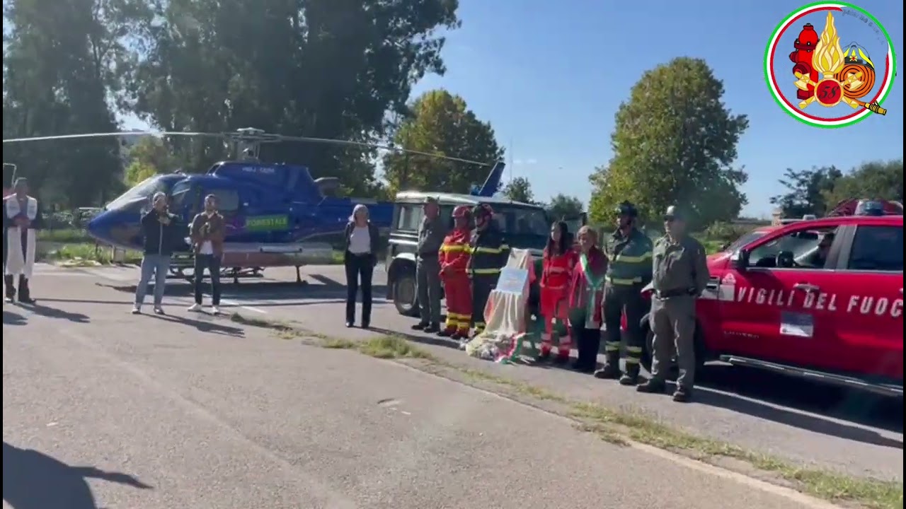 incidente canadair linguaglossa. l'omaggio della PC, vvf e corpo forestale ai piloti deceduti.