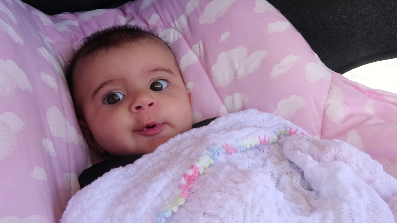 LAURINHA E HENRIQUE  NA PRAIA  - Férias na Bahia Part 1