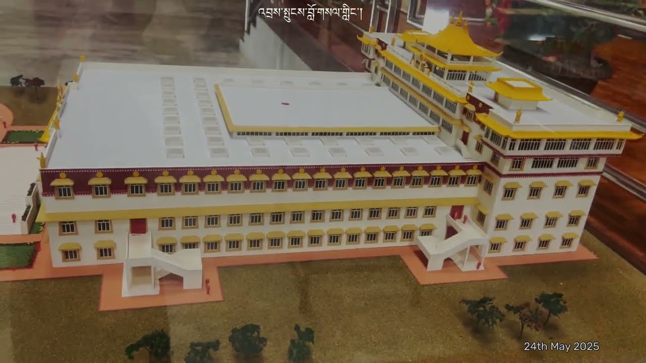 Drepung loseling monastery