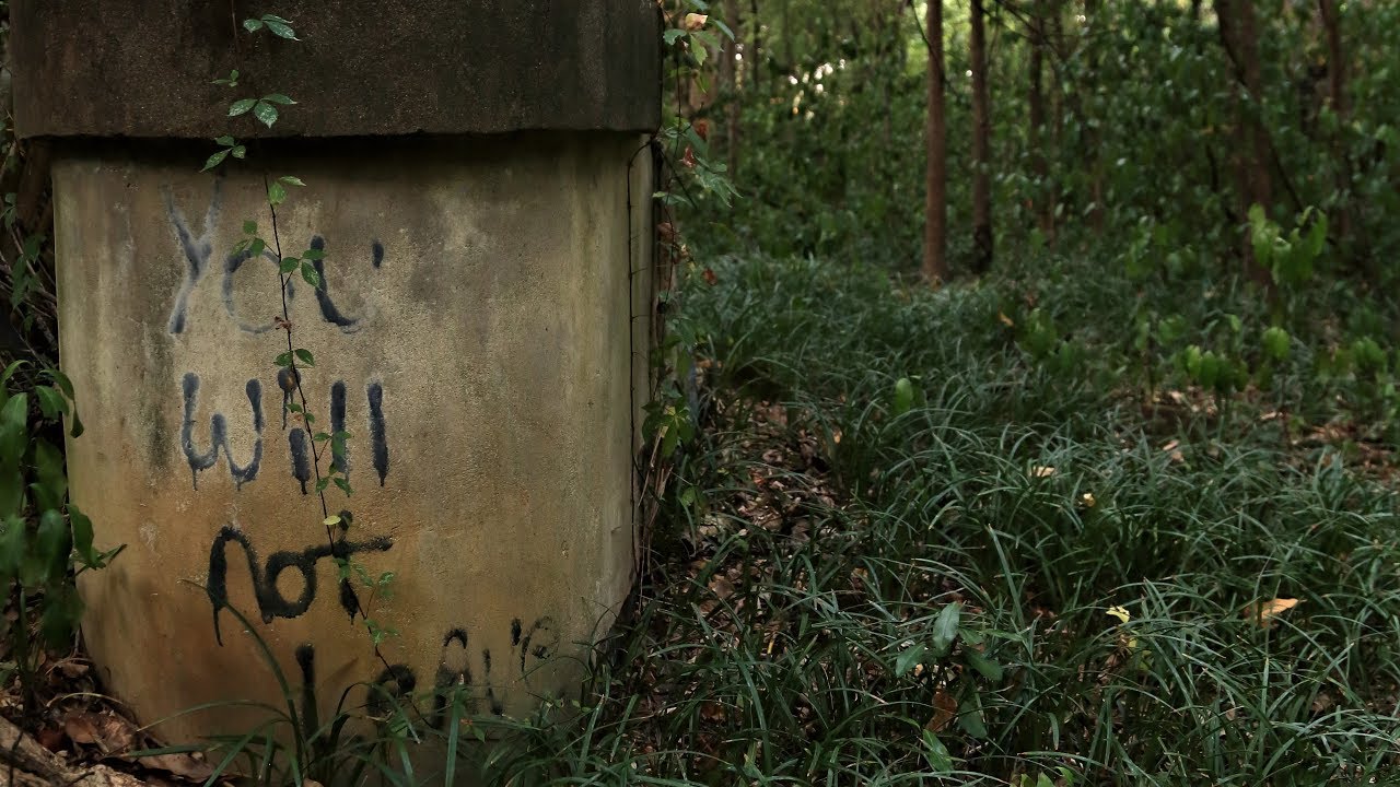 Creepy House Exploration! (You Will Not Leave!!)