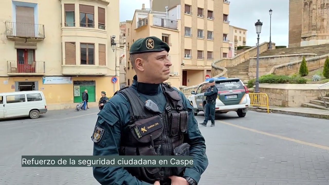 La USECIC de Zaragoza refuerza la seguridad ciudadana en Caspe #guardiacivil Civil