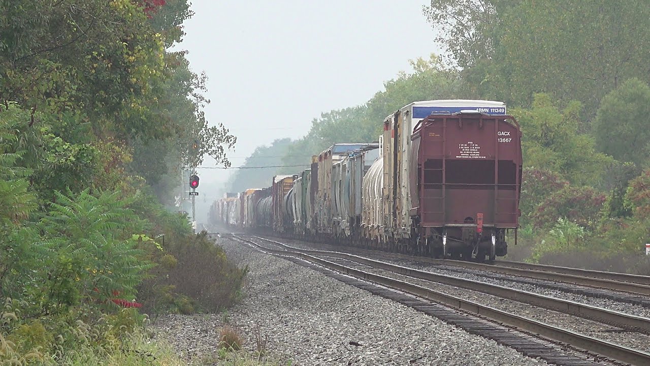 Big CSX Garbage Train! CSX Manifest Train Heads West! Big CSX Freight Train! CSX Intermodal Train!
