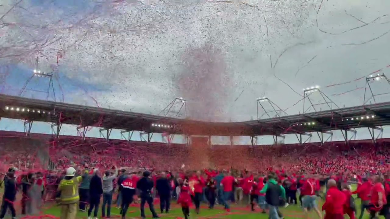 Konfetti na Awans do Ekstraklasy Widzew Ł&oacute;dź | Show confetti | BigParty