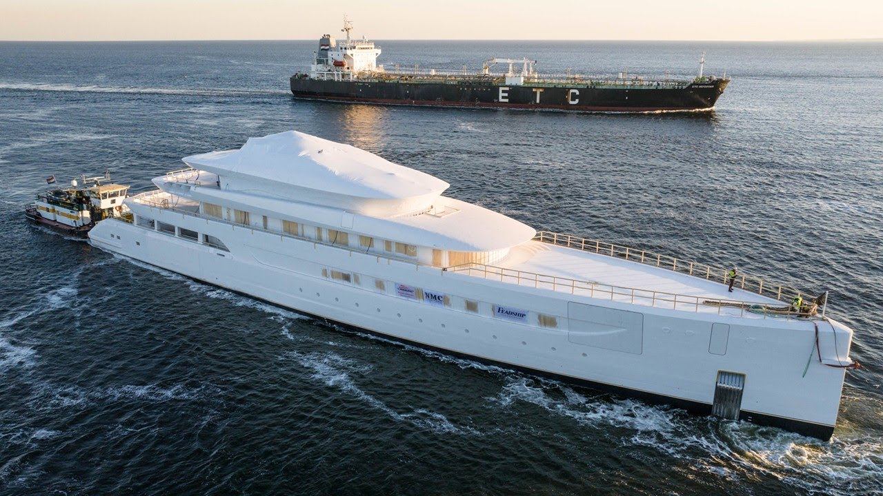 Feadship's 89m/ 292ft Project 828